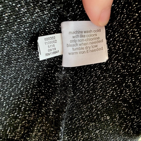 Lane Bryant Asymmetrical Metallic Top - 18/20 - Picture 6 of 6